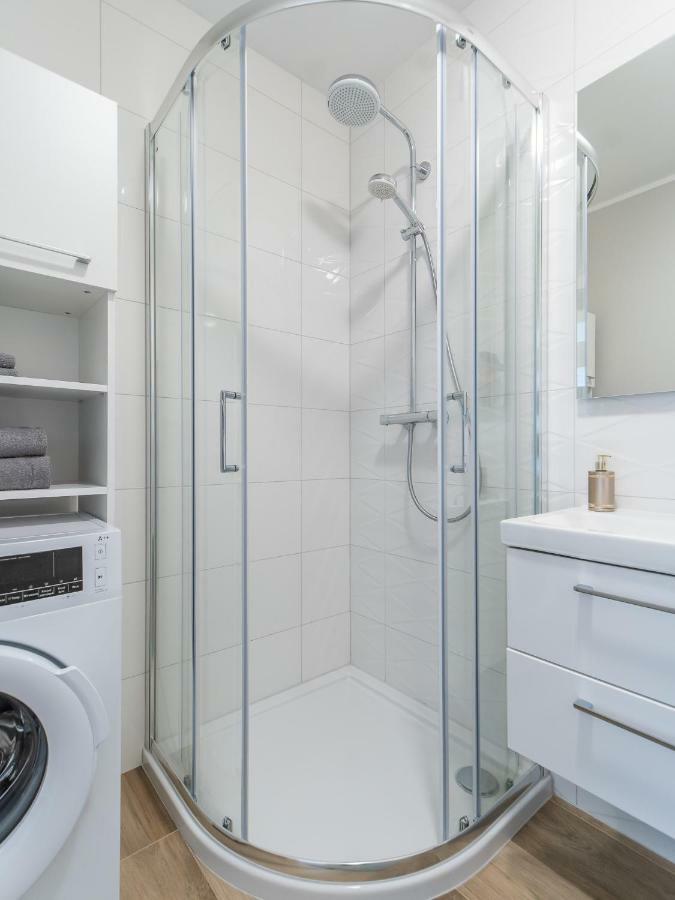 Apartament Rybacka 12A/20, Kolobrzeg - 3 Pokoje Bagian luar foto